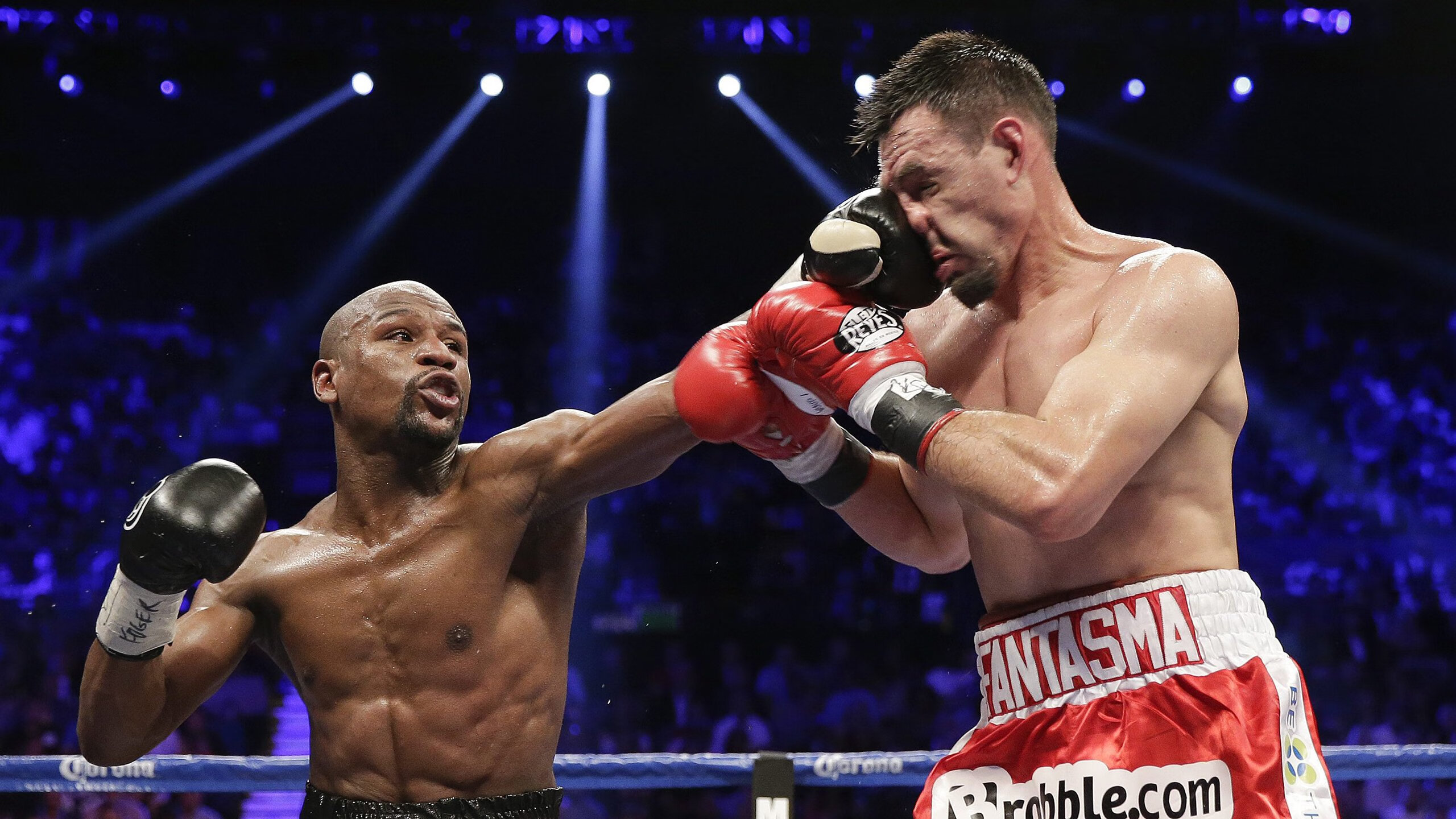 英超青训营引入虚拟现实技术强化战术意识，英超训练基地